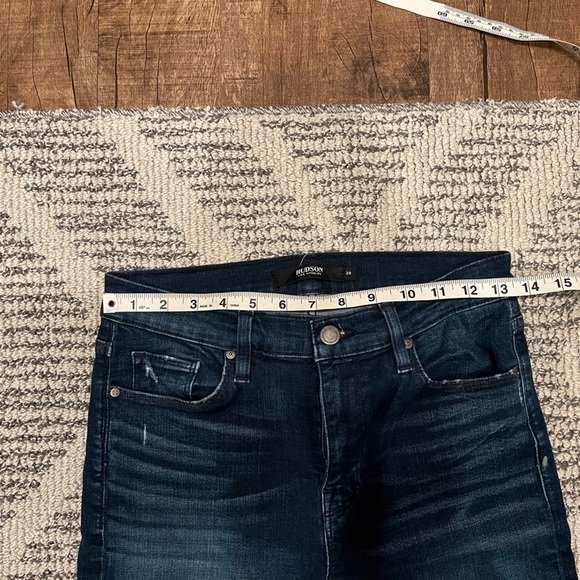 Hudson Nico mid rise supper skinny raw hem ankle jeans - Picture 9 of 15